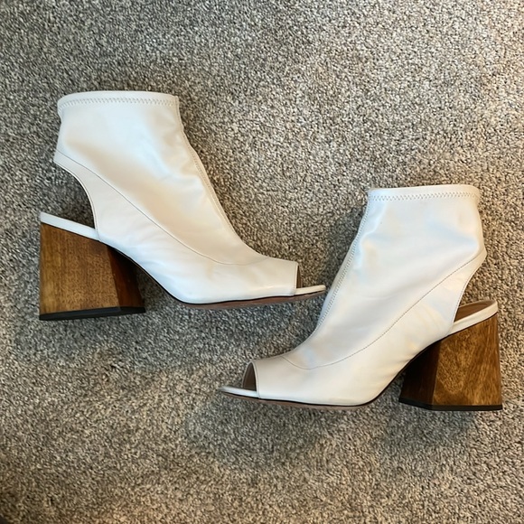 SCHUTZ Shoes - Schutz Heeled Peep Toe Booties
